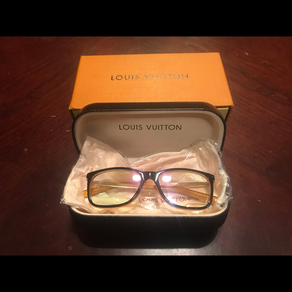 Louis Vuitton Eyeglasses - Picture 2 of 8